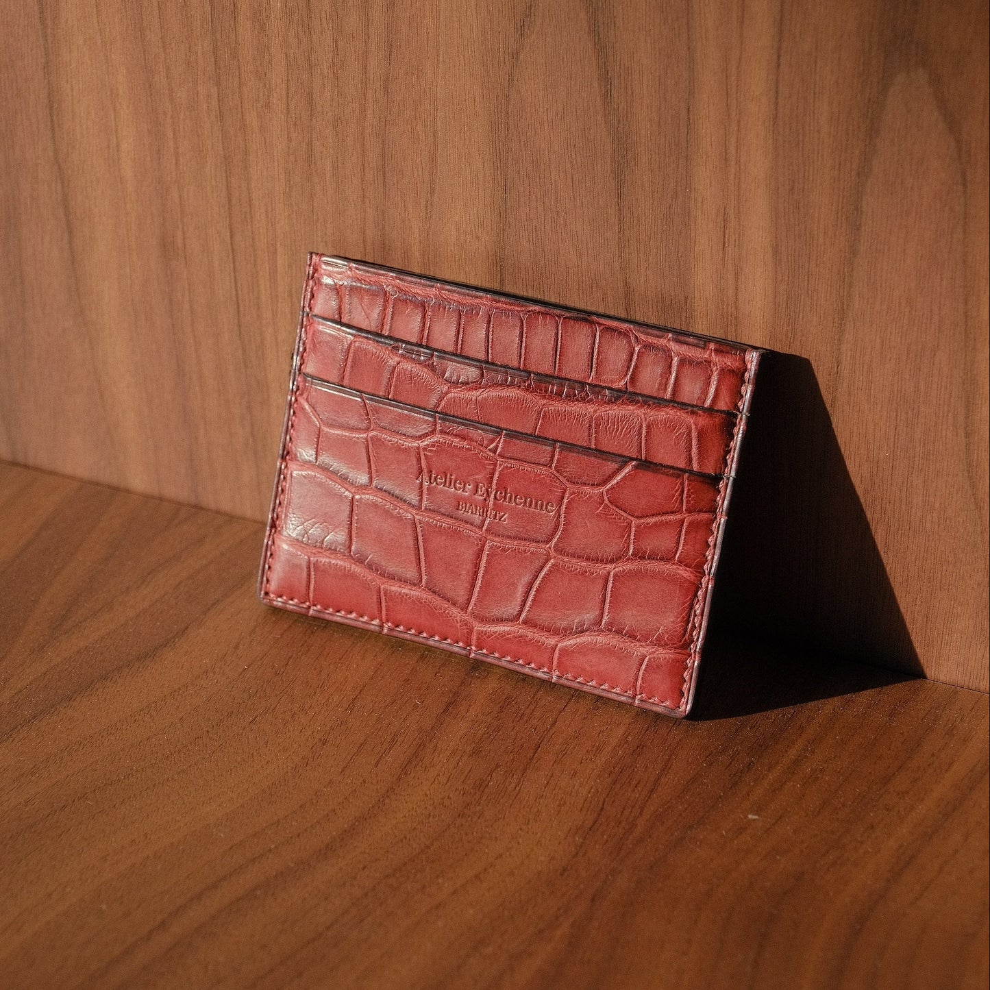 BETIKOA - Porte-cartes en Alligator Rouge Brun