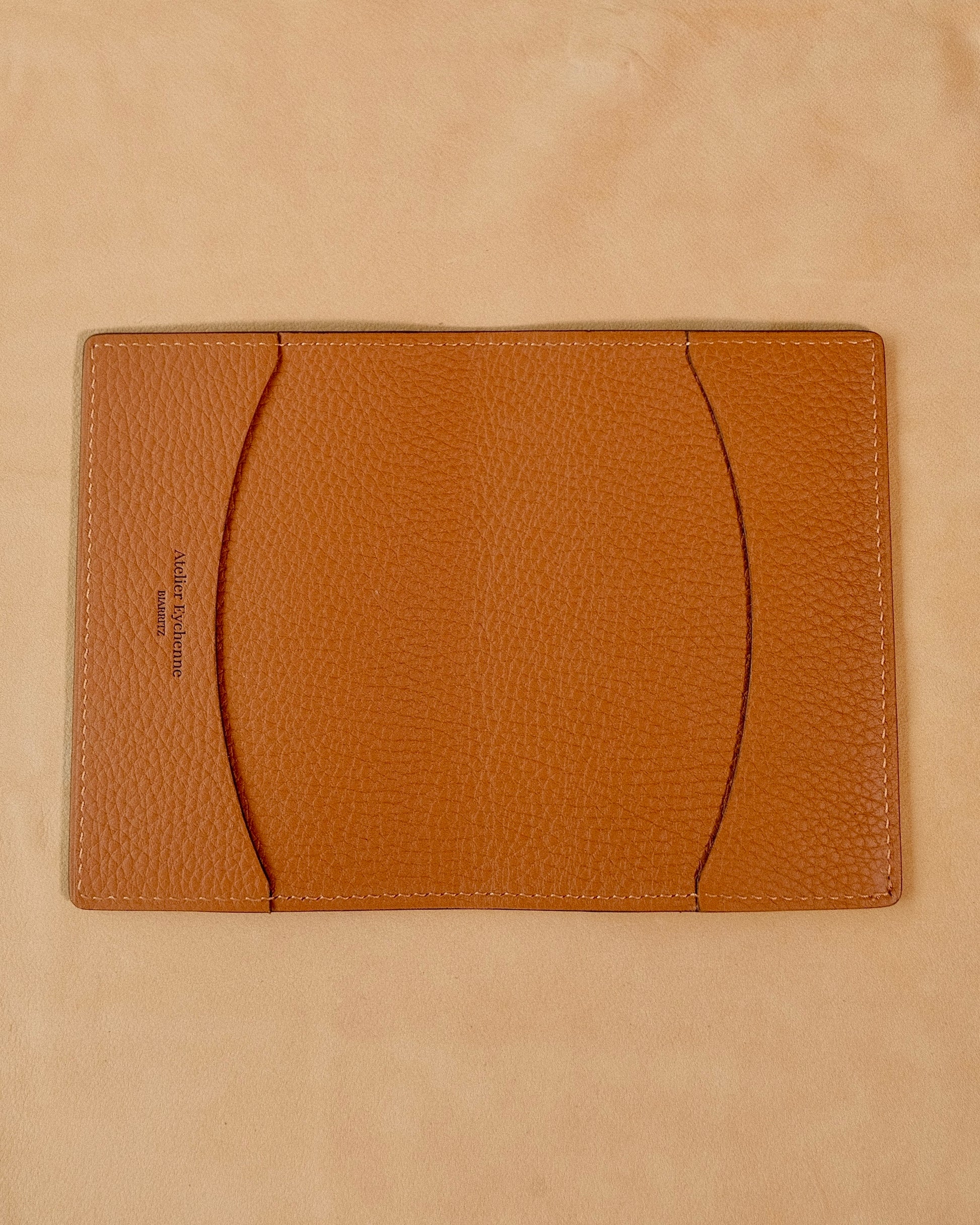 Protège passeport bicolor Ébène/Marron clair - Atelier Eychenne