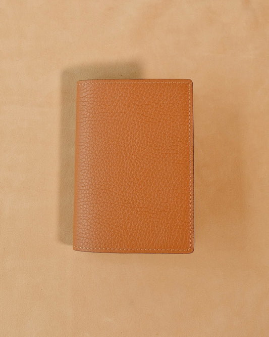 Protège passeport bicolor Marron clair/Ébène - Atelier Eychenne