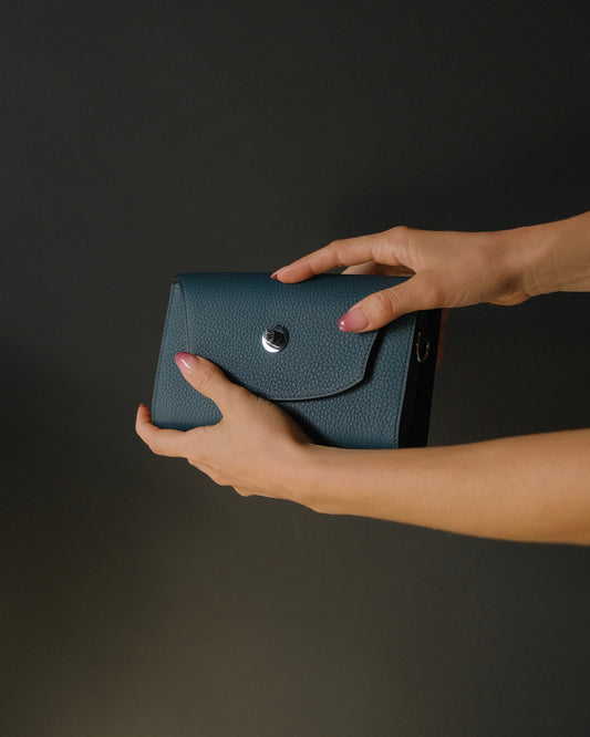 TXISTU - Sac à main en Taurillon Vert Goa